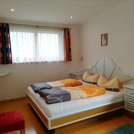 Egger Appartement *